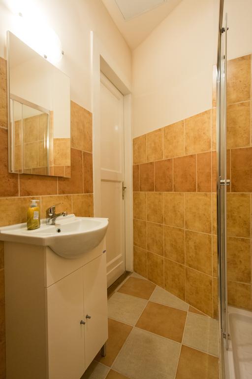 Riverside City بودابست المظهر الخارجي الصورة